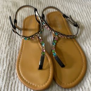 Thong sandals